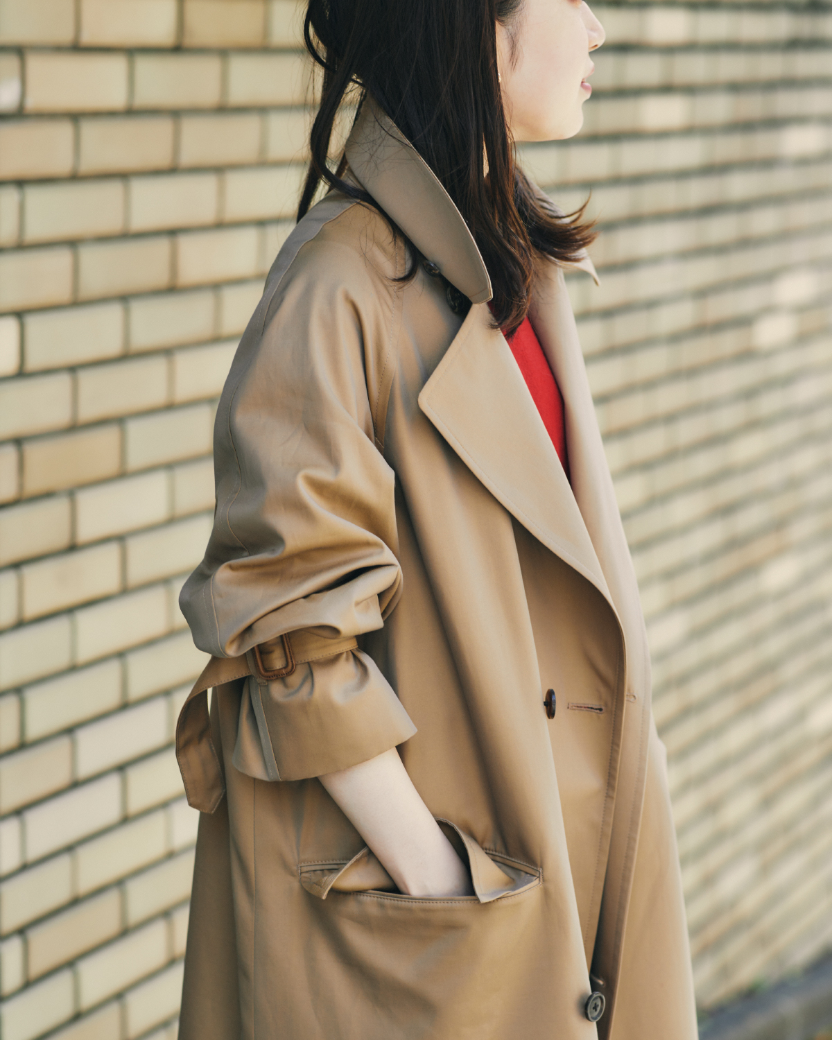 WOMEN》ベーシックだけど新鮮。トレンチに替わる2022年の新定番