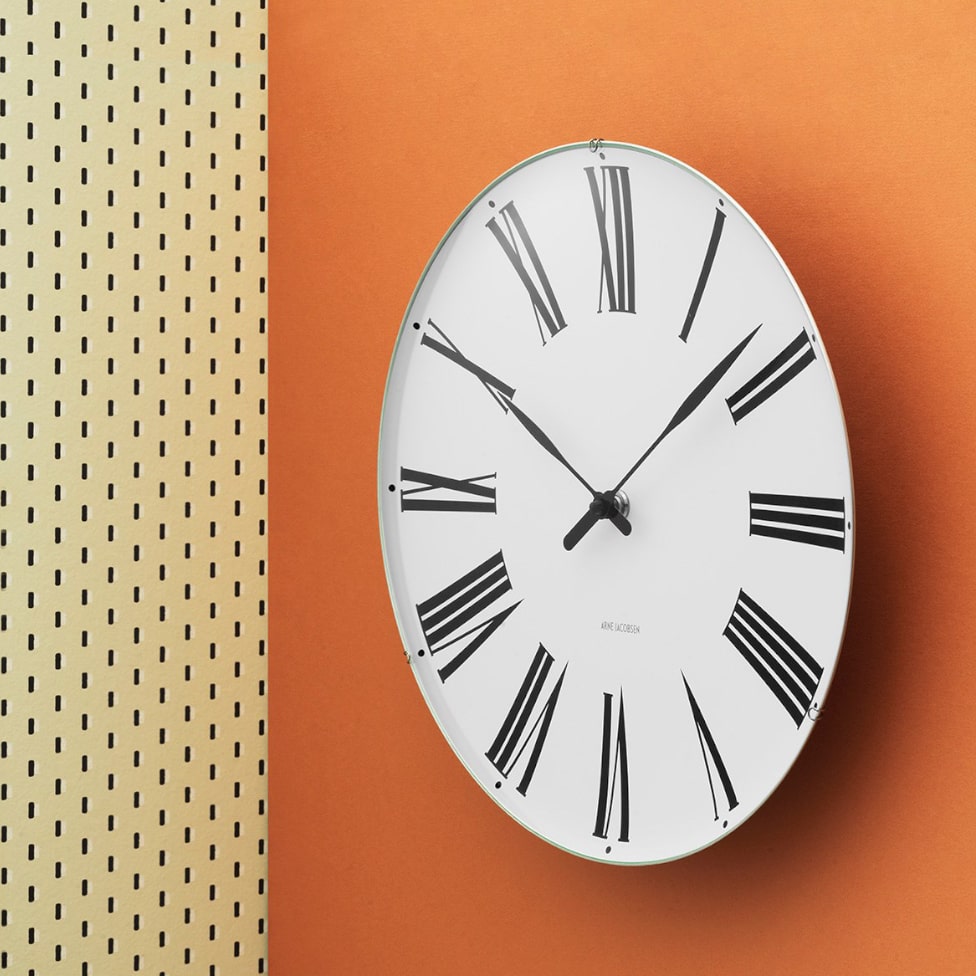 Arne Jacobsen Roman Wall Clock | アルネヤコブセン ローマンウォール
