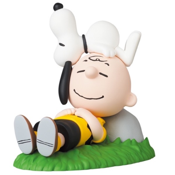 ウルトラディテールフィギュア UDF PEANUTS NAPPING CHARLIE BROWN