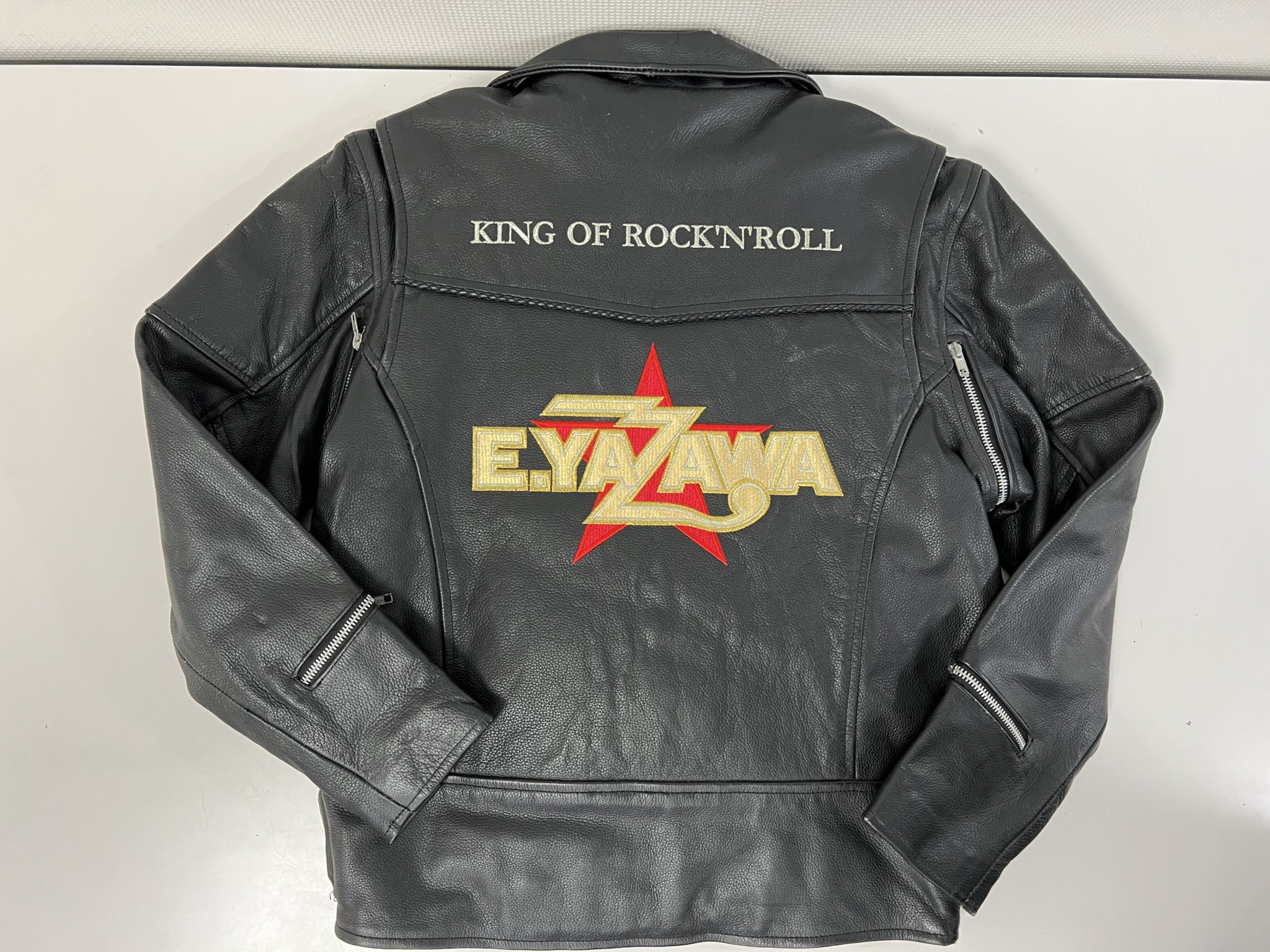 E.YAZAWA 矢沢永吉 革ジャン持ち込み刺繍加工 | バイクチーム刺繍・革