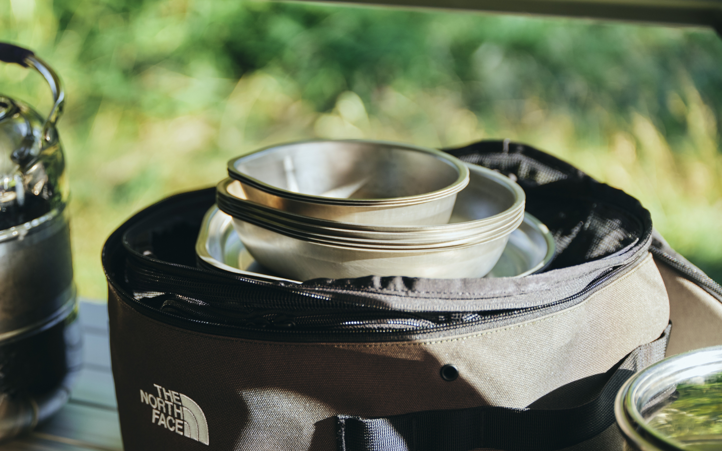 Land Arms Plate | Online Camp Store | THE NORTH FACE CAMP