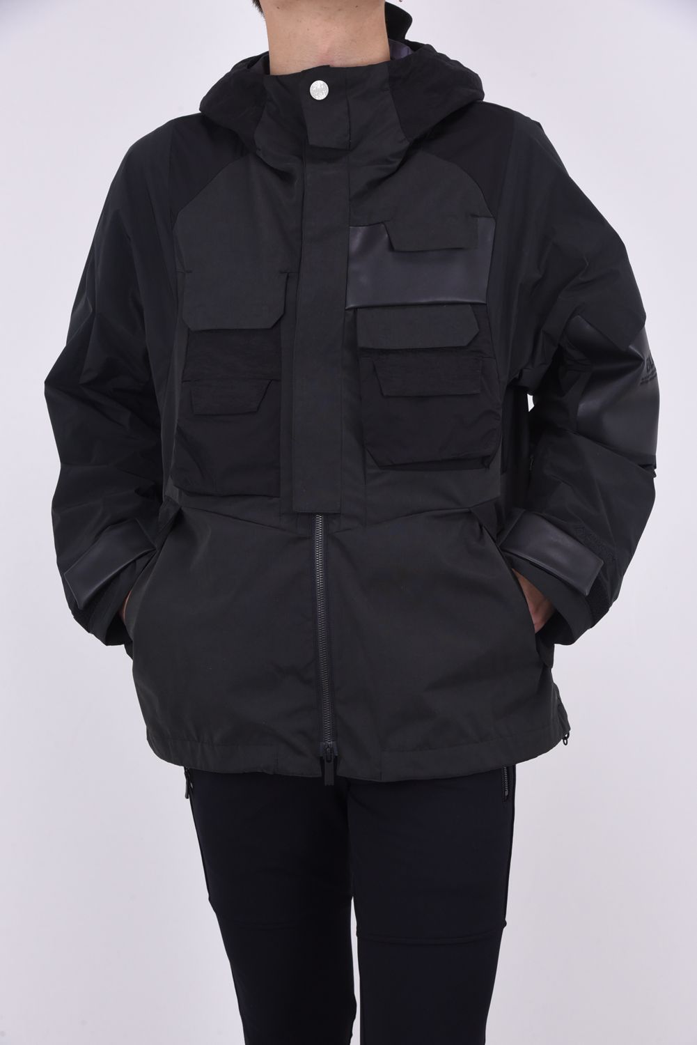 White Mountaineering - 【BLK】 GORE-TEX INFINIUM LUGGAGE HODDED