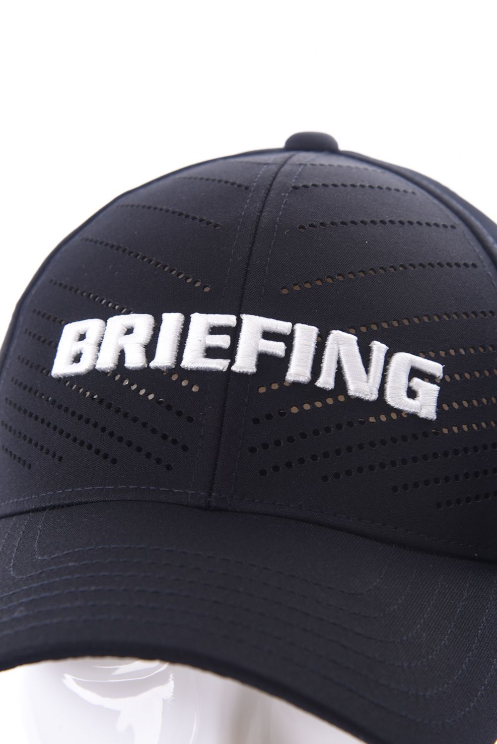 BRIEFING - MENS PUNCHING MESH CAP / ロゴ刺繍 パンチングメッシュ