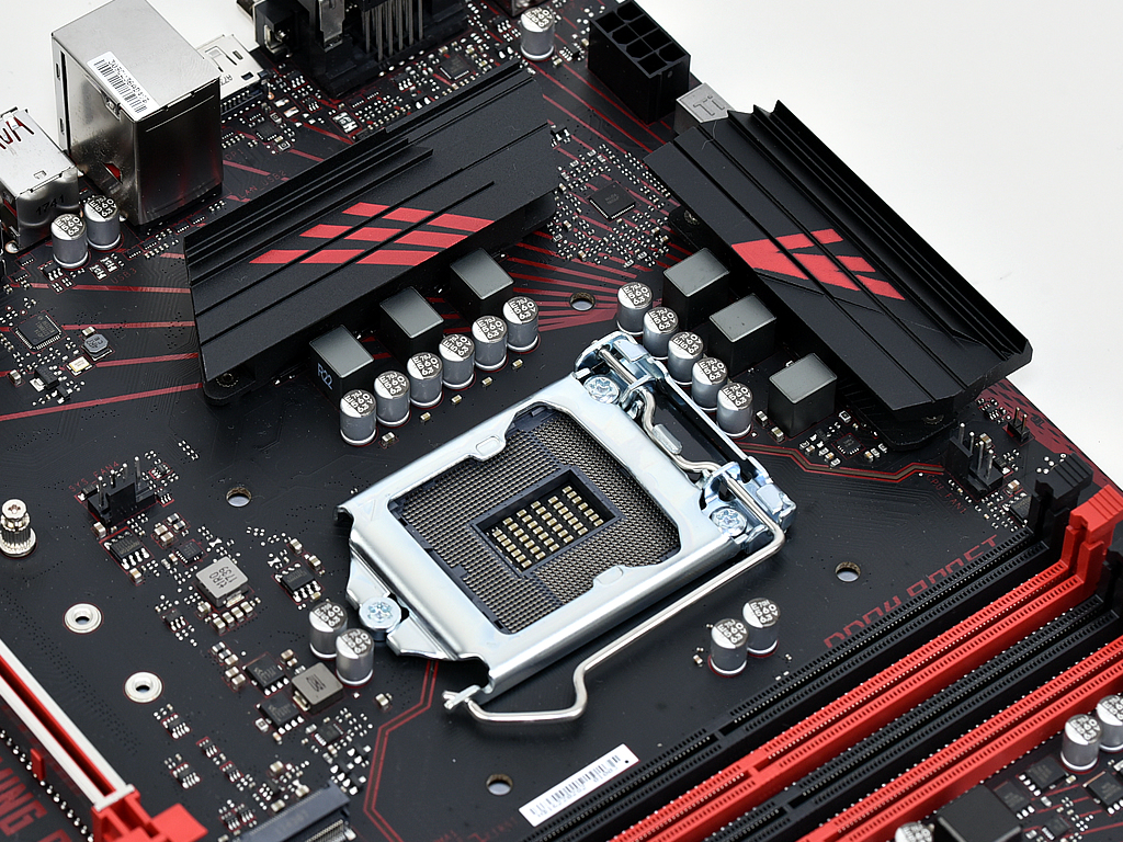 5GHz超え達成。OCもこなす格安Coffee Lakeマザー、MSI「Z370 GAMING