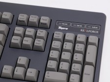 東プレ、マニアお待ちかねハイプロ仕様の英語配列版「REALFORCE104UG