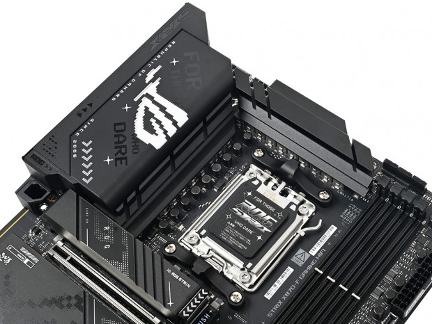 どこが変わった？ASUSの最新ゲーミングマザーボード「ROG STRIX X870-F