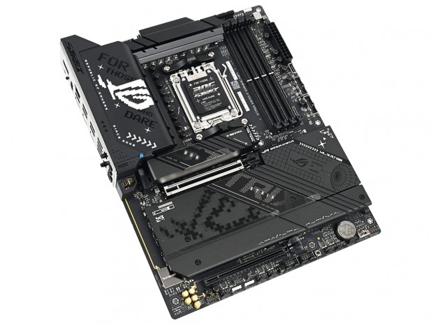 どこが変わった？ASUSの最新ゲーミングマザーボード「ROG STRIX X870-F