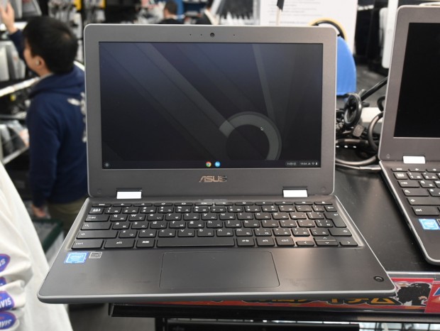 お買い得中古品情報) 普通に動く「ASUS Chromebook Flip C214MA」の