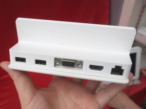 激安ゆえに保証なし！2K液晶搭載のWindowsタブレット「ARROWS Tab Q584