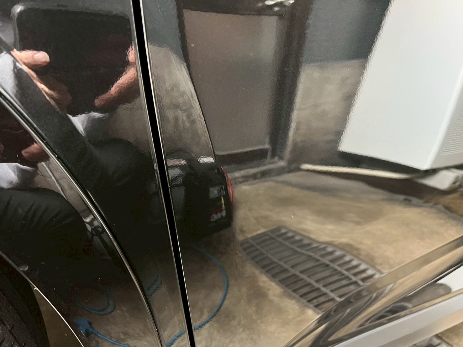 レクサス RXの傷ついてしまったボディの鈑金修理を致しました。お