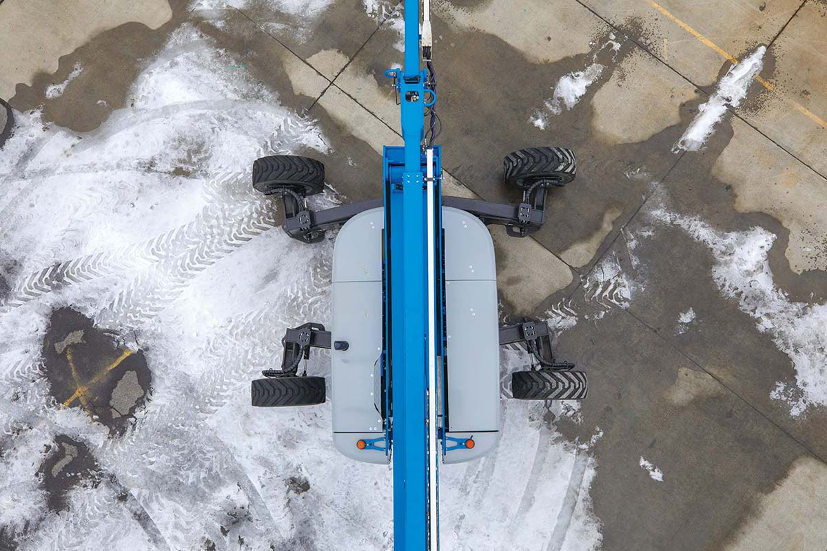 Genie® ZX®-135/70 Articulated Boom Lift