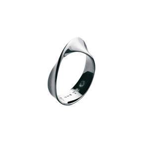 Möbius sterling silver ring for women | Georg Jensen
