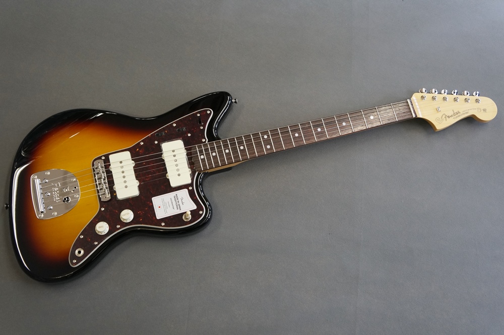 Fender Made in Japan Traditional 60s Jazzmaster 3TS - 3-Color