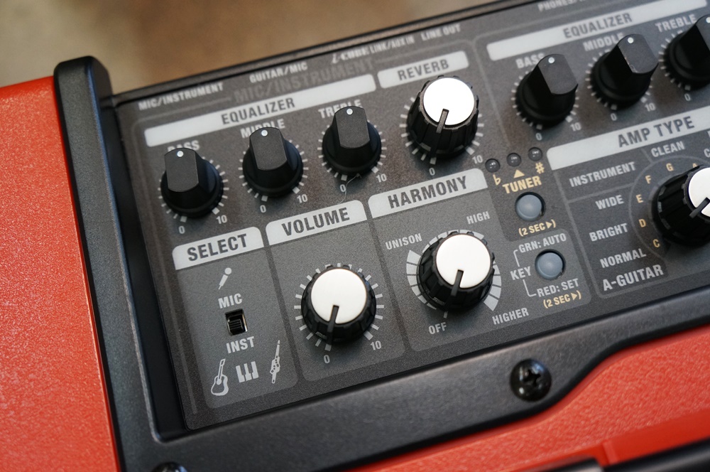 BOSS CUBE Street II 【レッド】 / 楽器屋BOW オンラインストア