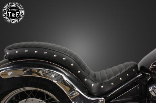 有限会社ガレージT&F / ドラッグスター400クラシック スタッド付コブラ