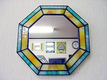 ステンドグラスの鏡 イエロー（八角形）｜四季彩