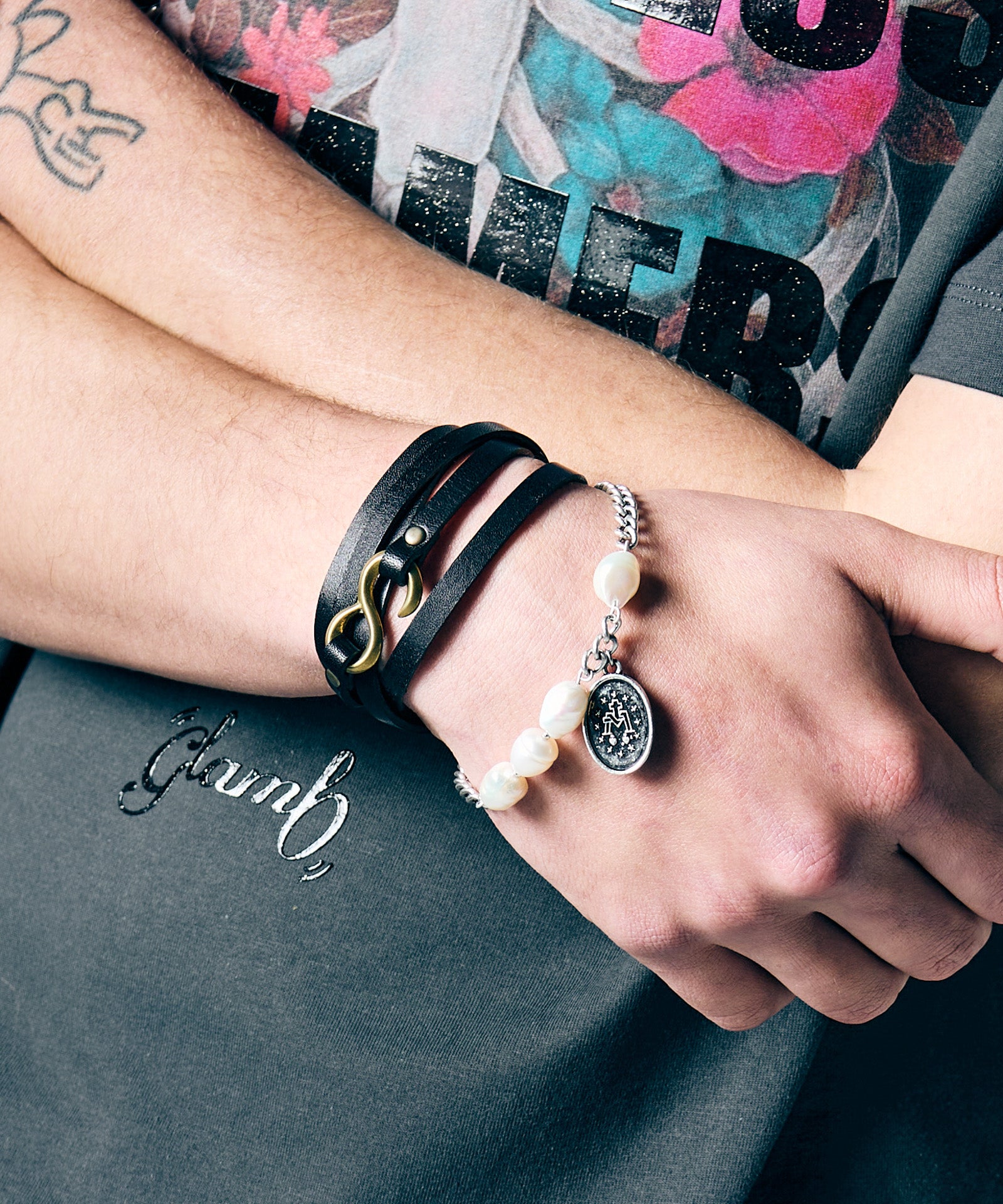 GB0226/AC14 : Penta Leather Bracelet / ペンタレザーブレスレット