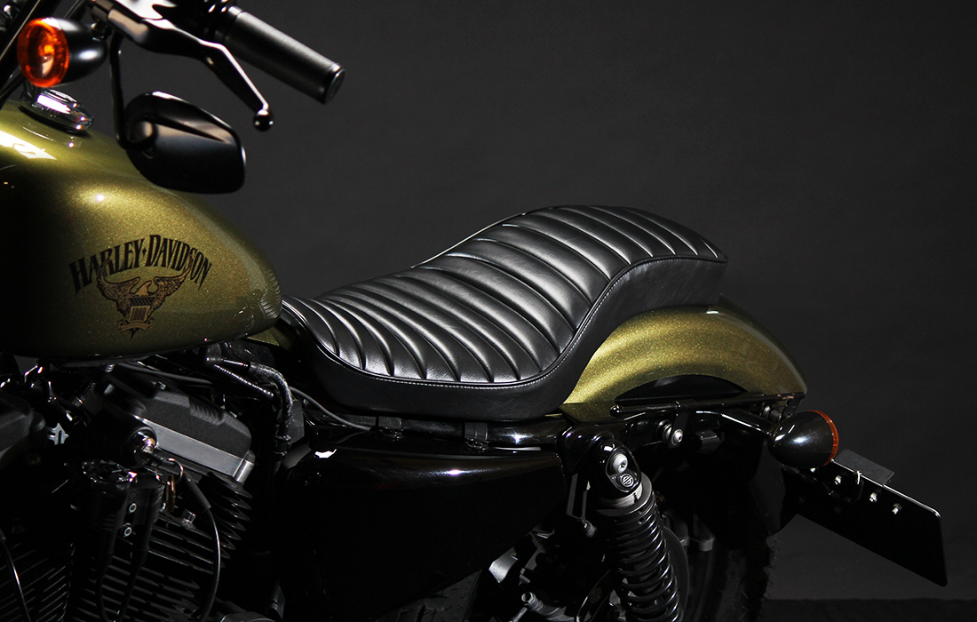 見た目の薄さと実用性ある厚みを徹底的に追求！スポーツスター・コブラ