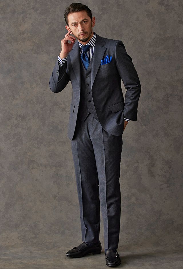 チャコールグレースーツ・チェックのコーディネート（GUABELLO