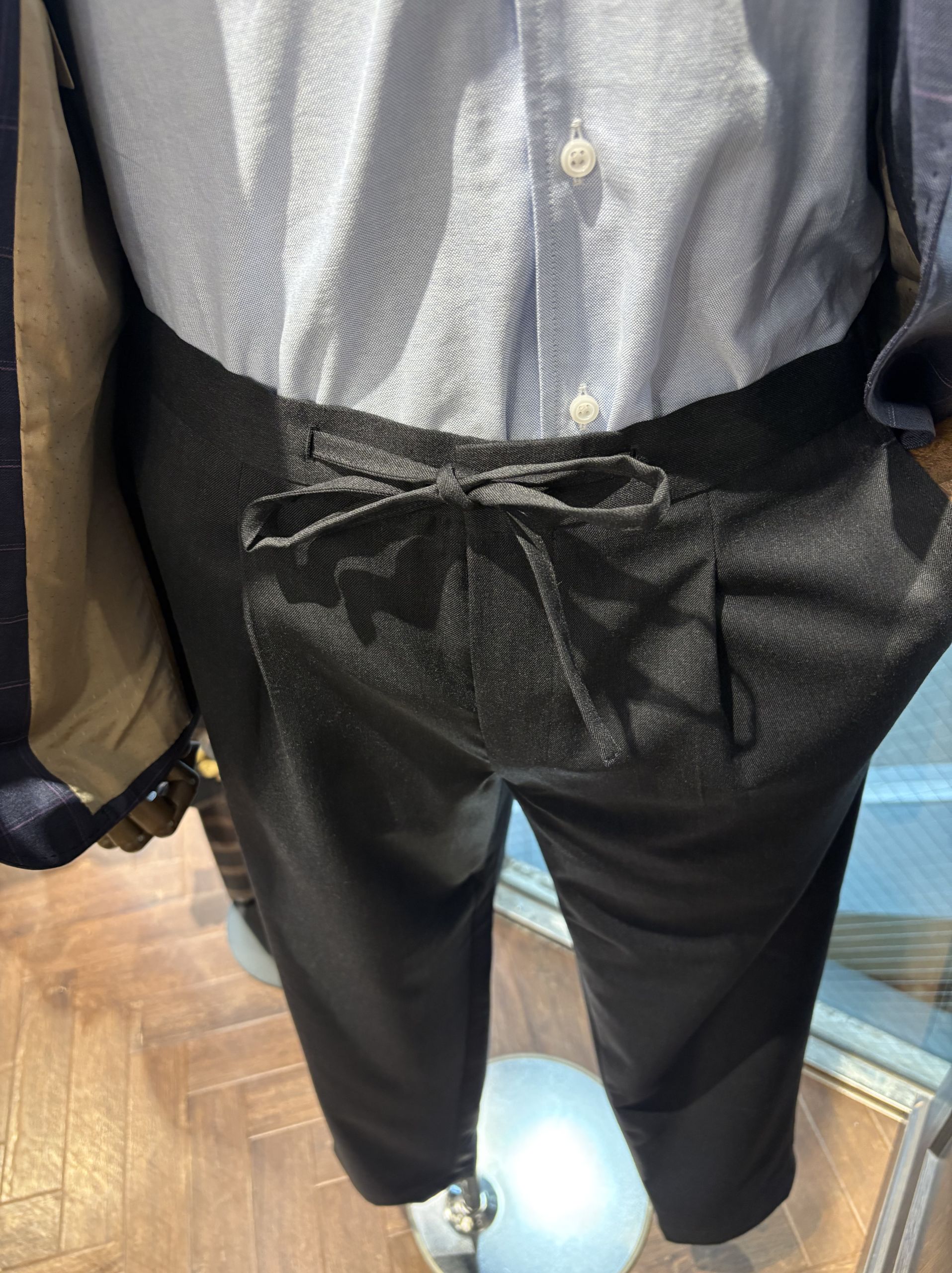 新しいオーダーパンツ『イージースラックス』【新宿東口/PREMIUM新宿三