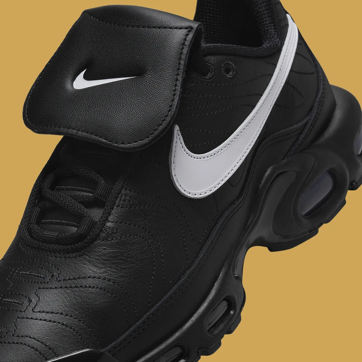 Nike Air Max Plus Tiempo Black White – GlobalSneakers