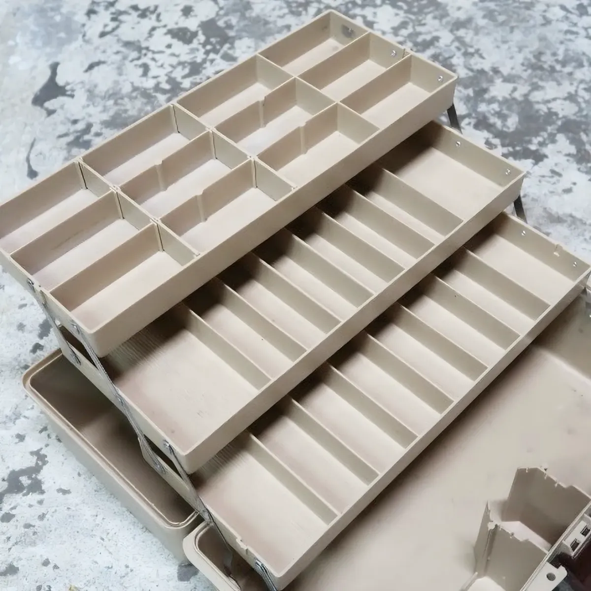 fenwick タックルボックス ｜ glow ANTIQUES