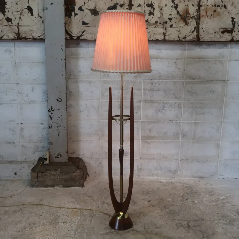 ミッドセンチュリー ウッド×メタルベース フロアランプ ｜ glow ANTIQUES