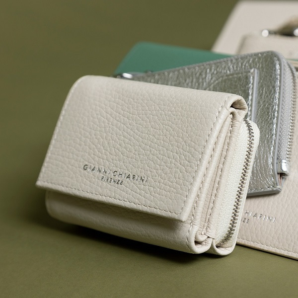 コンパクトウォレット｜GIANNI CHIARINI(ジャンニ キアリーニ) │ 公式