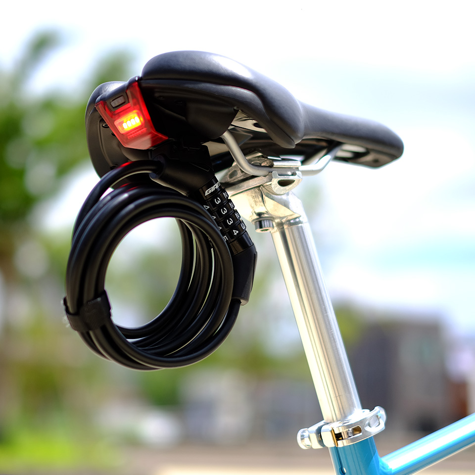 2023 GIANT Bicycles | ESCAPE R DISC