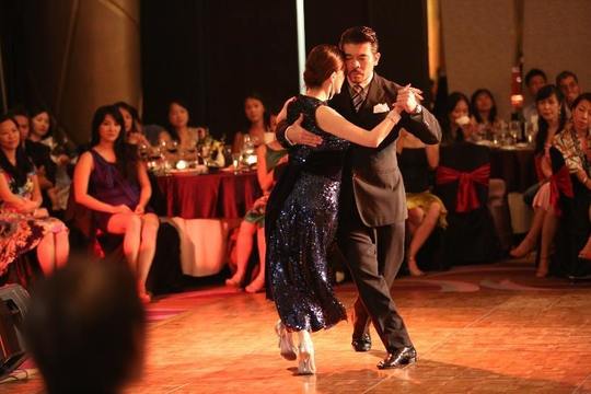 勝連ファンカルロス・宮崎彩子 - 銀座リベルタンゴ（東京の