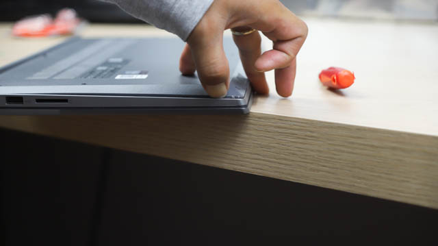 Lenovo Thinkbook 15 Gen 2の取り外し・メモリ/ストレージ増設方法