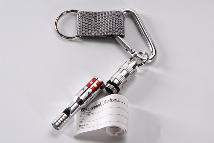 お取り寄せ】IDホイッスル＆カラビナリング【1カートン240個入】4182