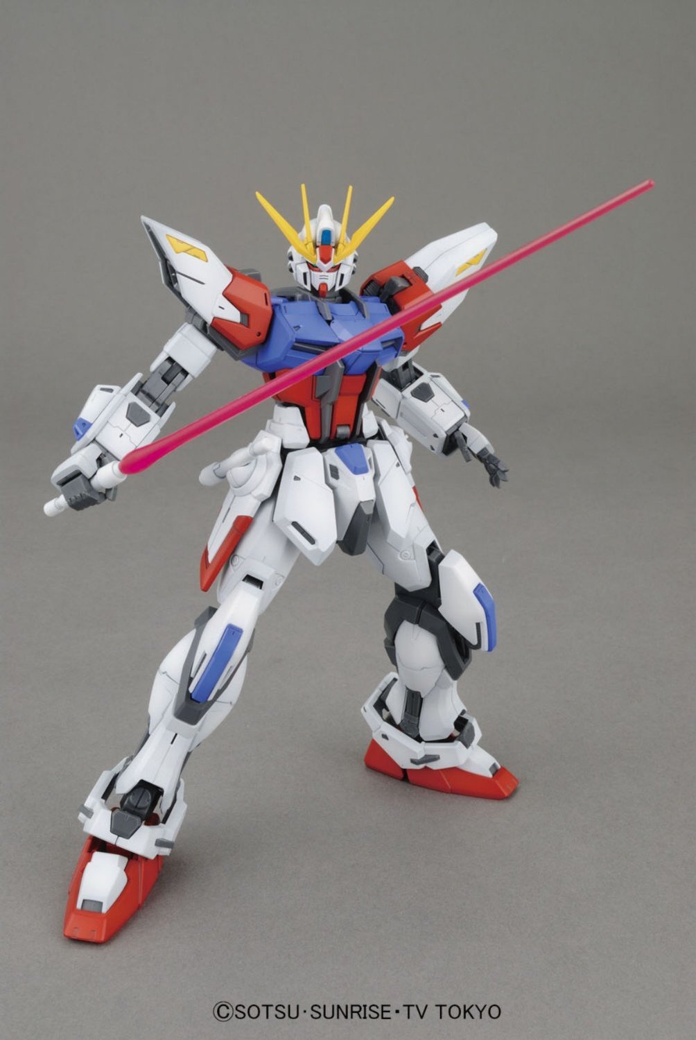MG GAT-X105B/FP Build Strike Gundam Full Package - GundamPros