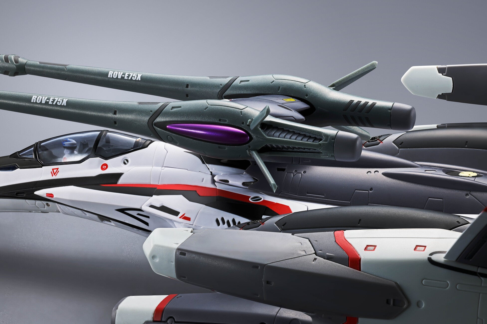 Bandai Tamashii Nation DX Chogokin VF-25F Tornado Messiah Valkyrie