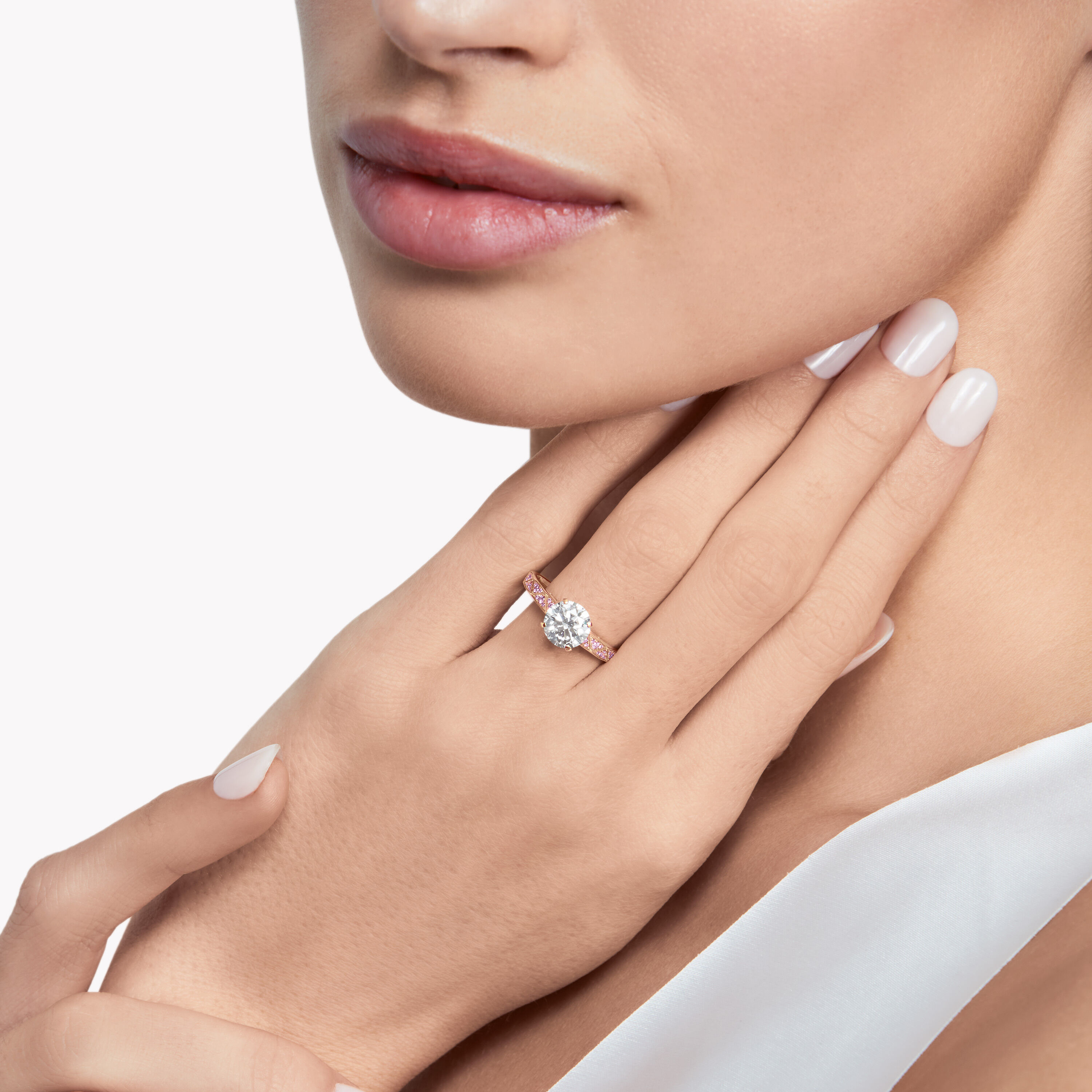 ローレンス グラフ シグネチャー ラウンド ダイヤモンド