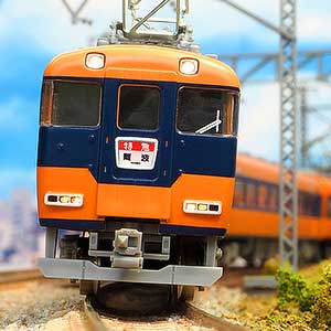 30464＞近鉄12410系（12412編成・旧塗装・喫煙室付き・貫通路開扉