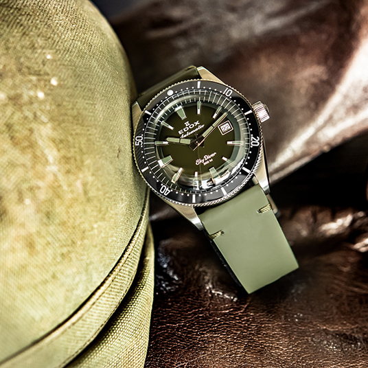 2022年 エドックス新作 スカイダイバー デイト オートマティック