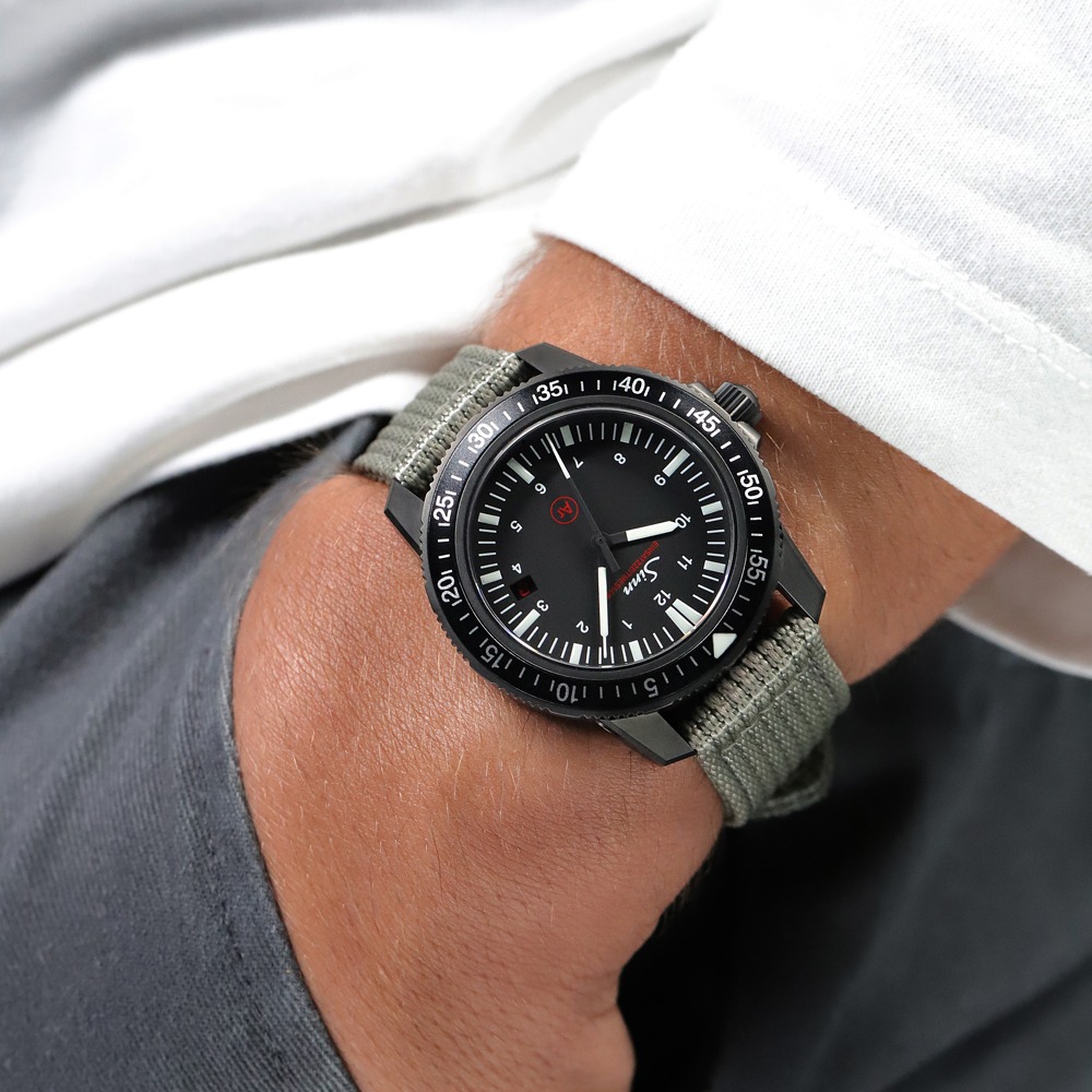 ジン(Sinn) NEW EZM 3 S | QUELLE HEURE （ケルエ） | ブランド腕時計