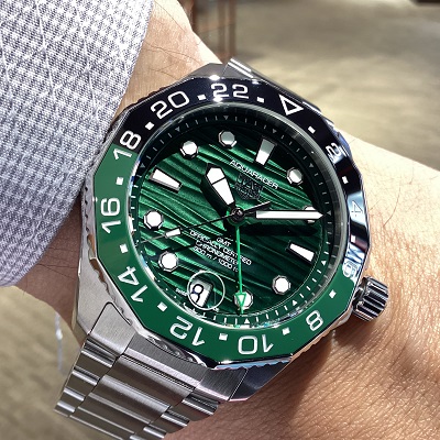 タグ・ホイヤー(TAG Heuer) アクアレーサー プロフェッショナル300 GMT