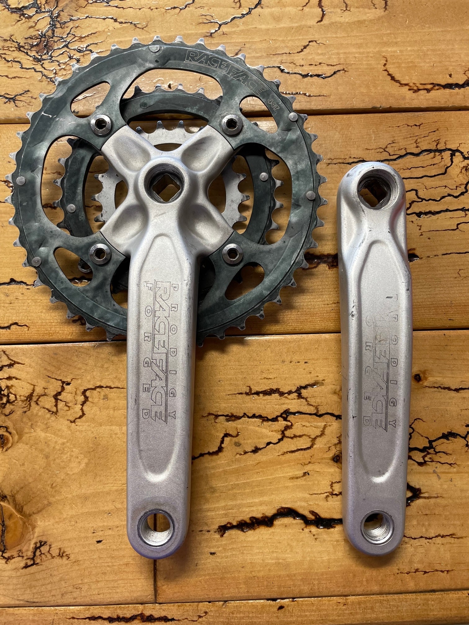 Raceface Prodigy 44/32/22 175mm Crankset – Gringineer Cycles