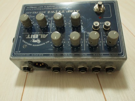 手堅いベースプリアンプ！ “Albit A1BP TYPEⅡ” (ベース機材