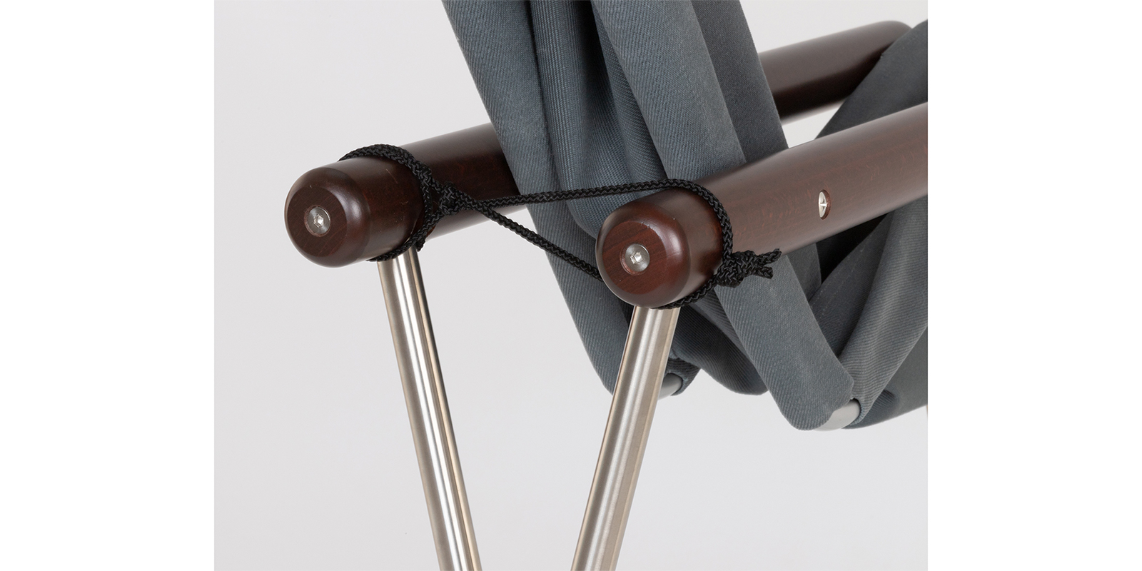 ニーチェアエックス ダークブラウン × グレー | D&DEPARTMENT