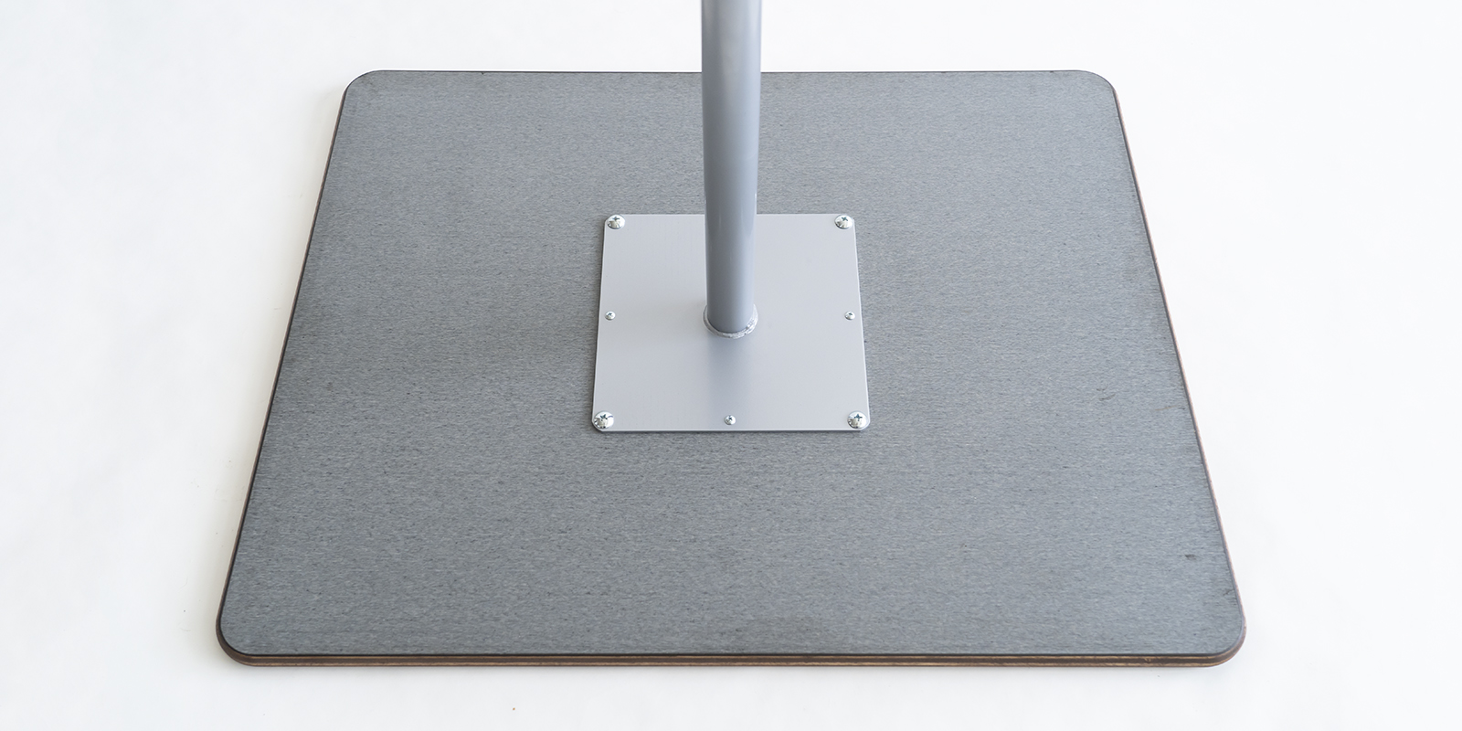 LAUAN TABLE SQUARE・05 | D&DEPARTMENT