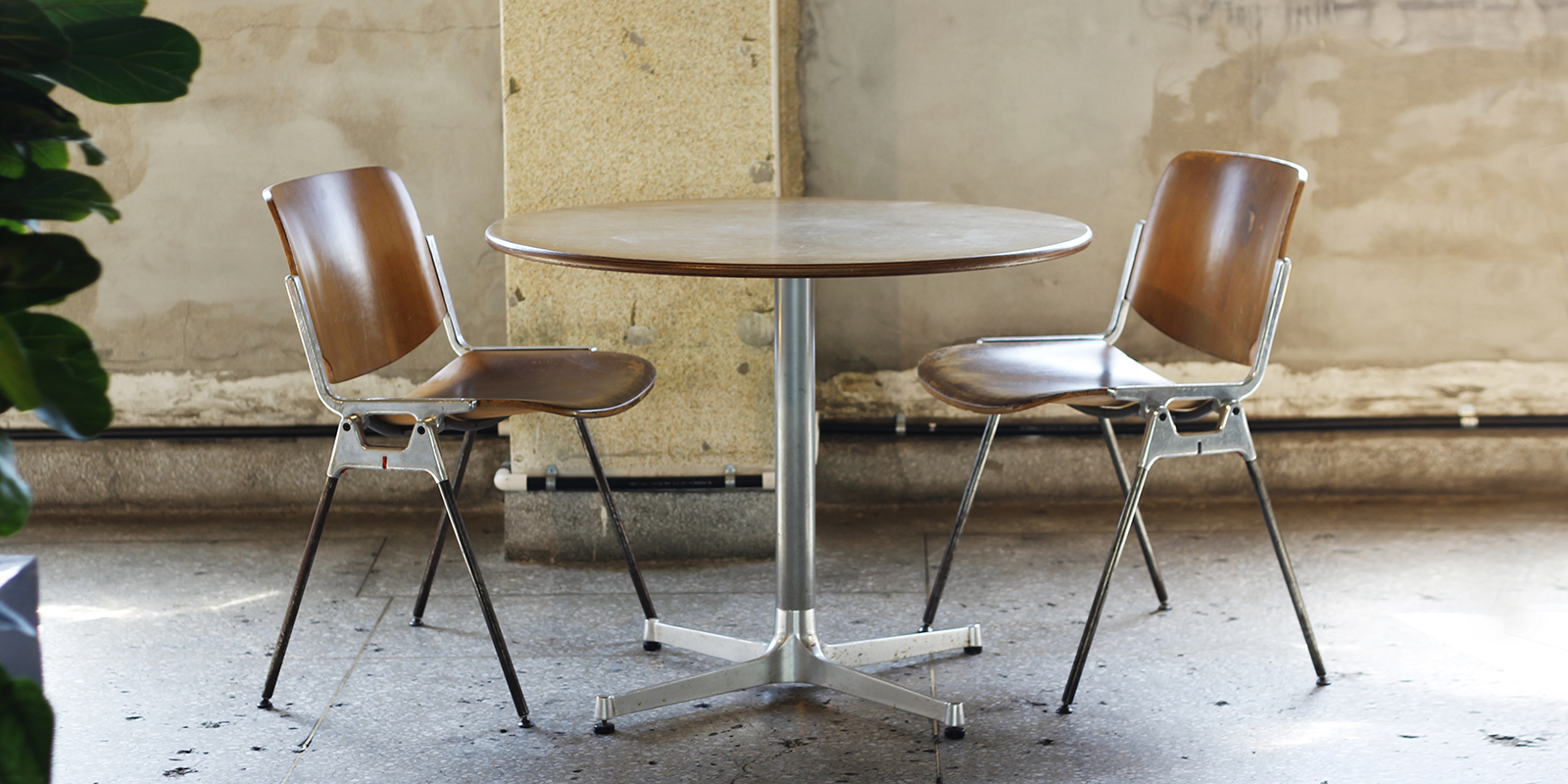 LAUAN TABLE ROUND・03（木天板）【3月上旬出荷予定】 | D&DEPARTMENT