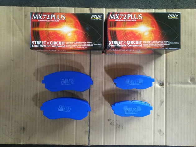 トヨタ 86 ZN6 エンドレス MX72 ブレーキパット 交換！｜チューニング