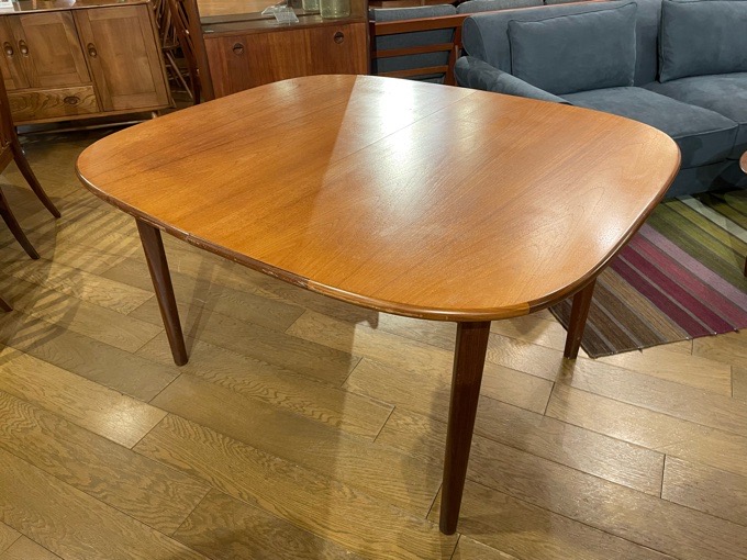 ジープラン スクエア エクステンション ダイニングテーブル G-Plan