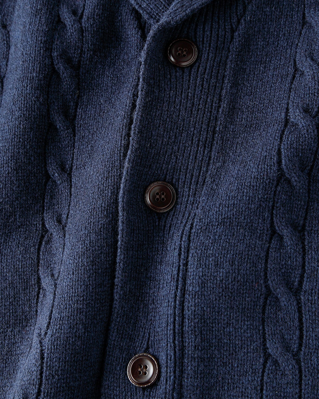 ケーブル編みショールカーディガン/DoCLASSE