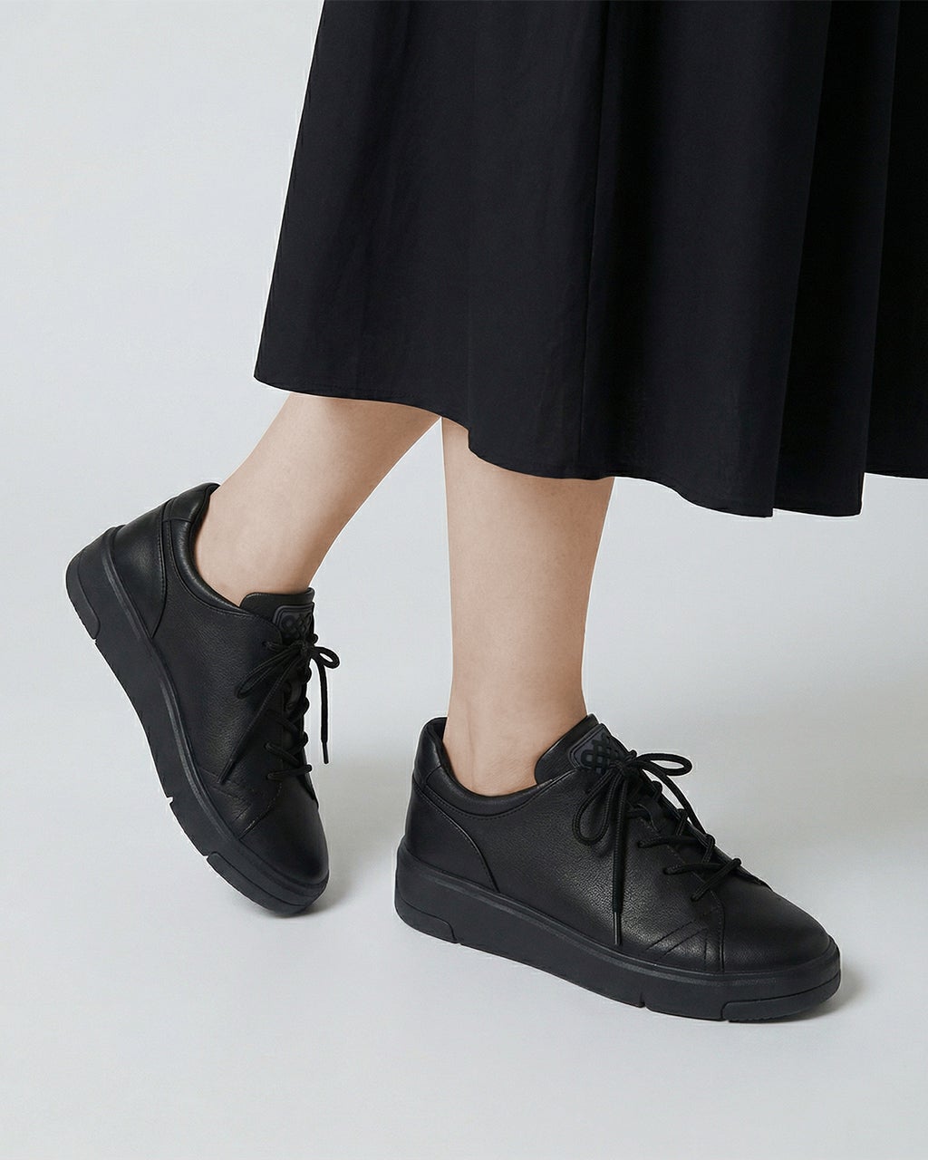 コートレザースニーカー701/DoCLASSE