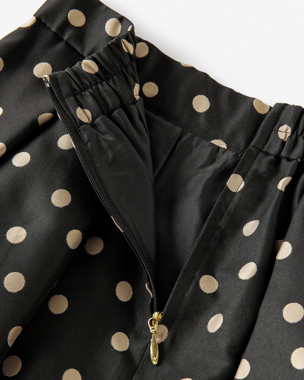 ジャカードドット・タックフレアスカート/DoCLASSE