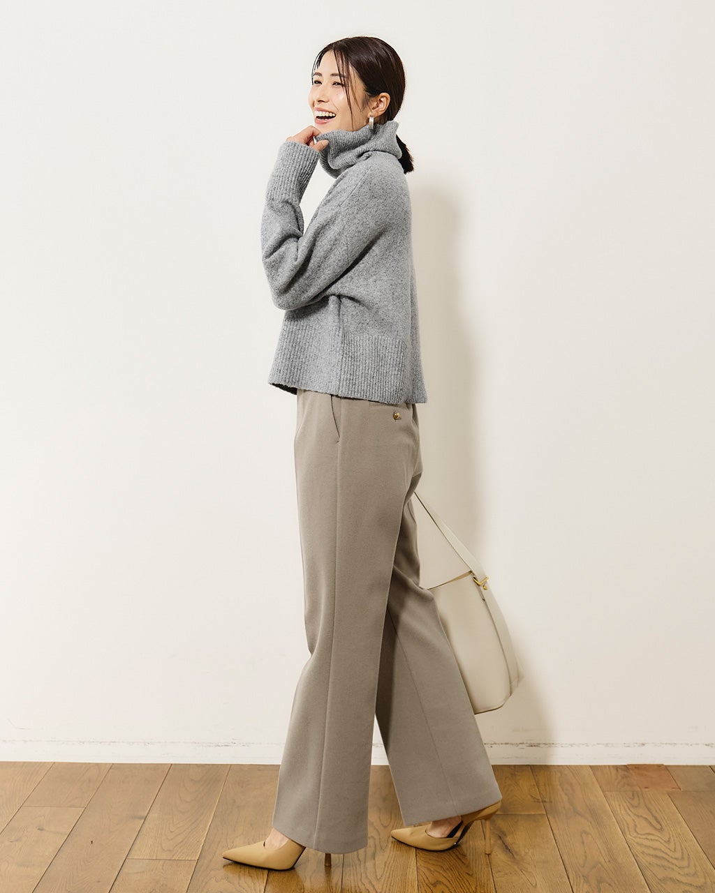 ウール混タム・クロップドタートルネックニット/DoCLASSE